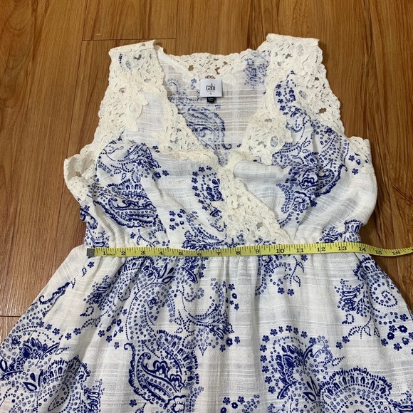 CAbi Veranda Lace Boho Paisley Tank Top - Picture 10 of 12